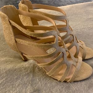 Gold Kelly & Katie Sandals